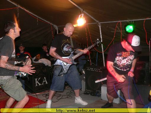 050714-1374-spadeful_of_dust.jpg