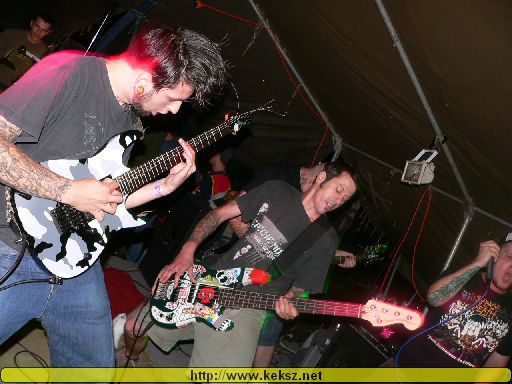 050714-1383-spadeful_of_dust.jpg