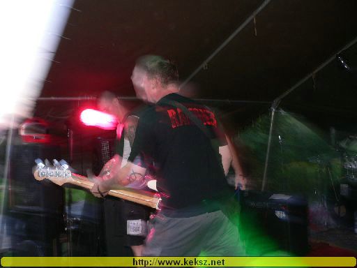 050715-1204-hold_x_true.jpg
