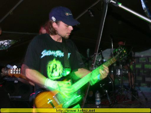 050715-1220-hold_x_true.jpg