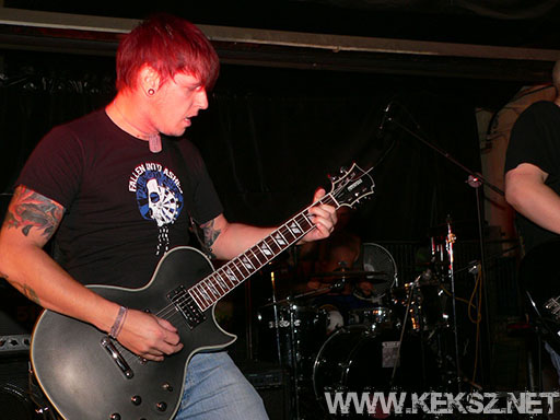 060831-1067-fallenintoashes.jpg