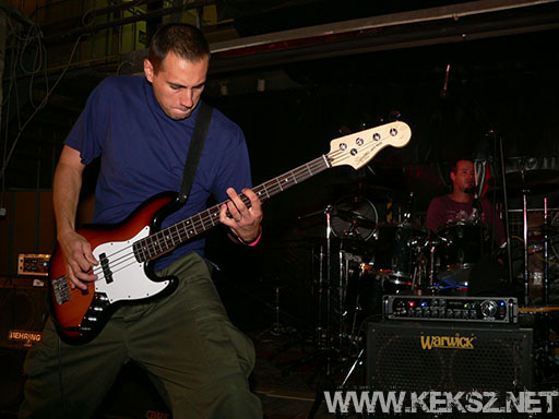 060831-1103-vigyazz_lepcso.jpg