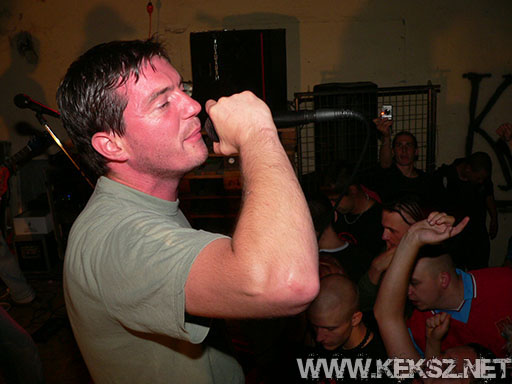 060831-1212-fegyelmezo_reszleg.jpg