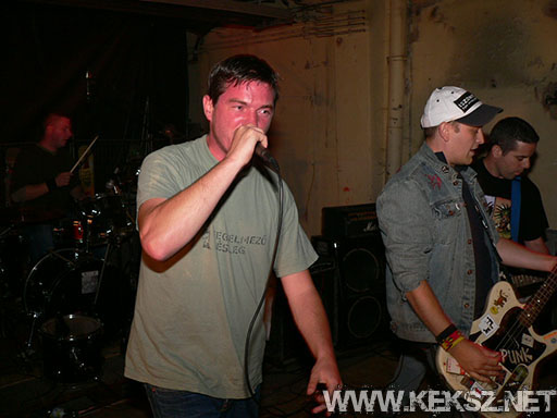 060831-1215-fegyelmezo_reszleg.jpg