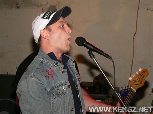 060831-1220-fegyelmezo_reszleg.jpg
