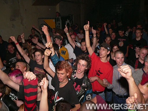 060831-1237-fegyelmezo_reszleg.jpg