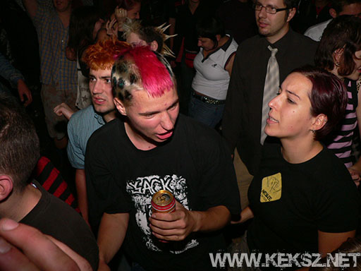 060831-1256-fegyelmezo_reszleg.jpg