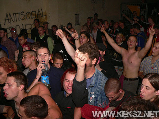 060831-1258-fegyelmezo_reszleg.jpg