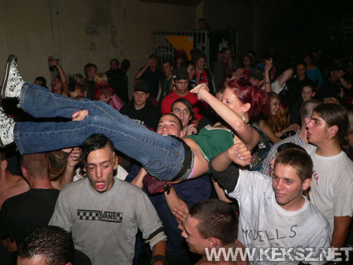 060831-1265-fegyelmezo_reszleg.jpg