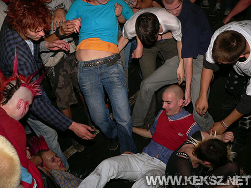 060831-1282-fegyelmezo_reszleg.jpg