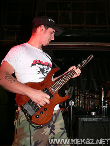 060901-1188-tango_underground.jpg