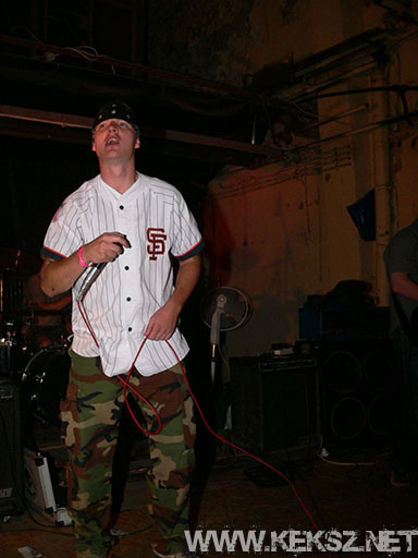 060901-1191-tango_underground.jpg