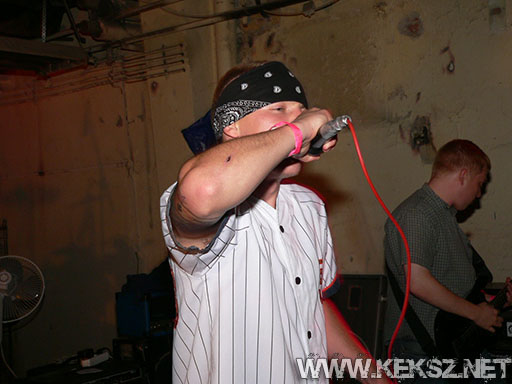 060901-1195-tango_underground.jpg