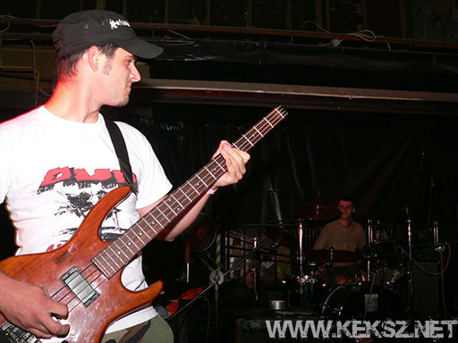 060901-1196-tango_underground.jpg