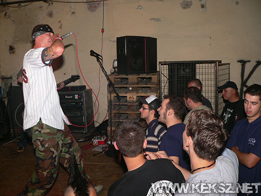 060901-1201-tango_underground.jpg