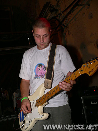060901-1242-the_snobs.jpg