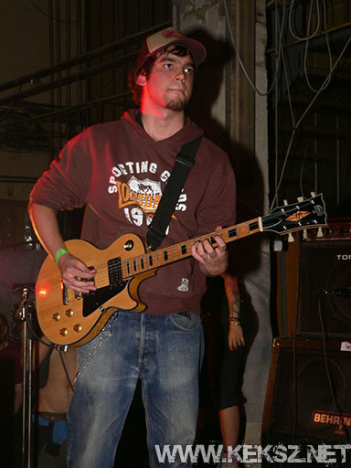 060901-1243-the_snobs.jpg