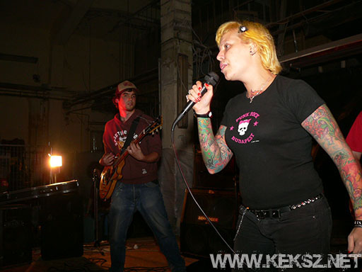 060901-1263-the_snobs.jpg
