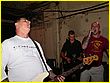 060901-1099-hold_x_true.jpg