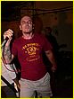 060901-1113-hold_x_true.jpg