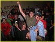 060901-1146-hold_x_true.jpg