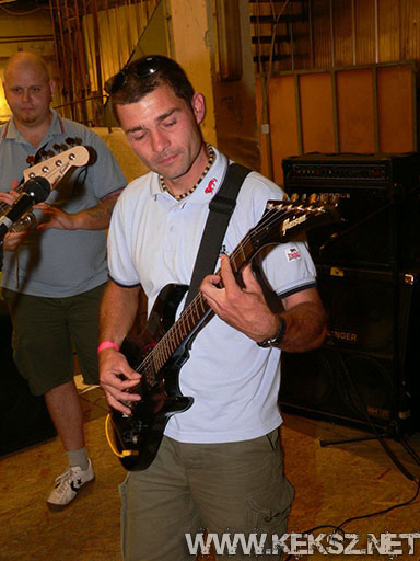060902-1011-linx.jpg