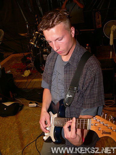060902-1014-linx.jpg