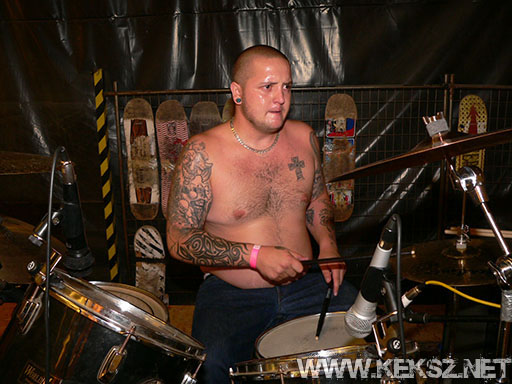 060902-1026-linx.jpg