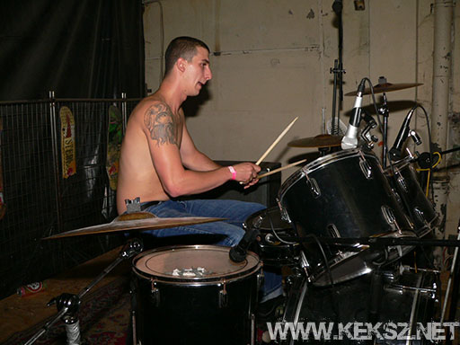 060902-1130-derkovbois.jpg