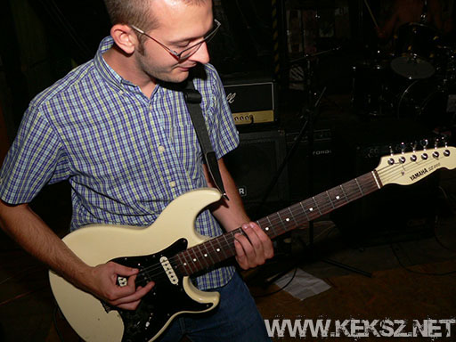 060902-1133-derkovbois.jpg