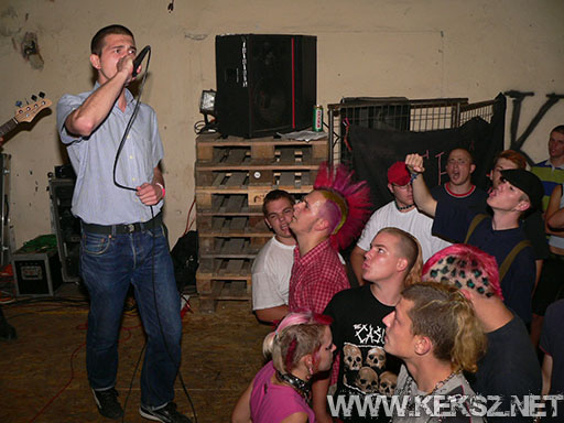 060902-1138-derkovbois.jpg