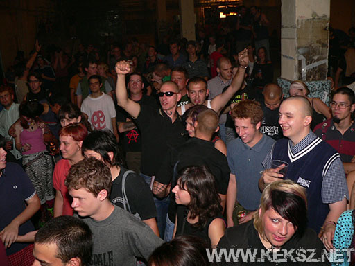 060902-1141-derkovbois.jpg