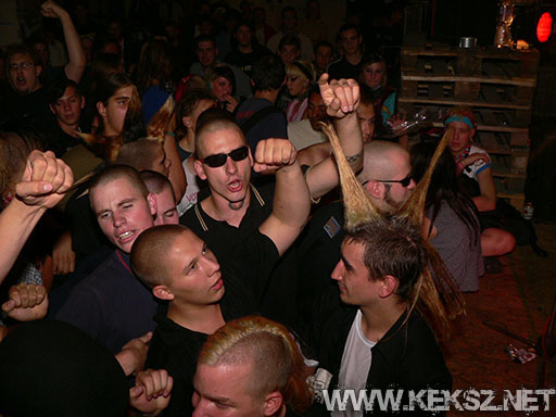060902-1158-derkovbois.jpg