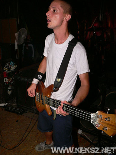 060902-1226-liberal_youth.jpg