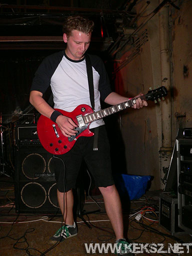 060902-1235-semmi_komoly.jpg