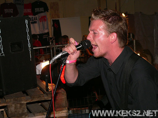 060902-1242-semmi_komoly.jpg