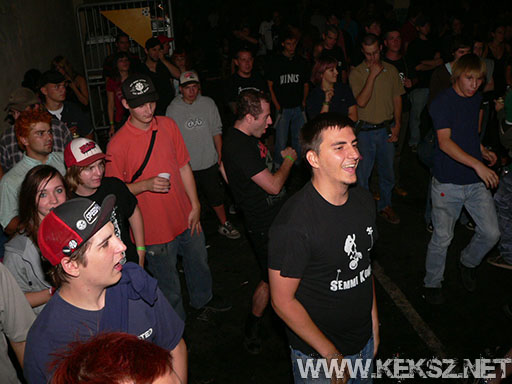 060902-1245-semmi_komoly.jpg