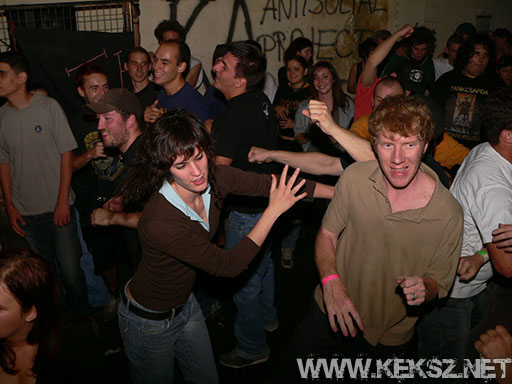 060902-1248-semmi_komoly.jpg