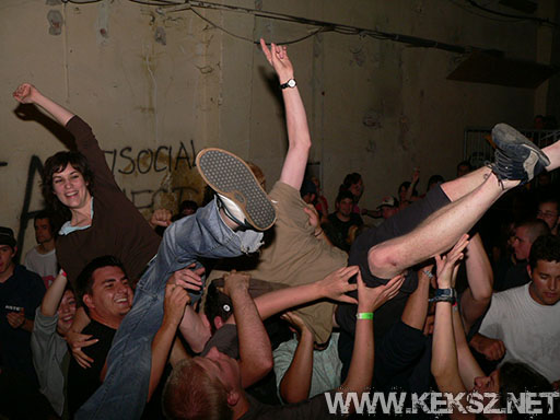 060902-1250-semmi_komoly.jpg