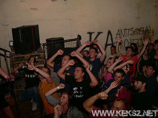 060902-1255-semmi_komoly.jpg