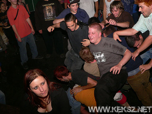 060902-1263-semmi_komoly.jpg