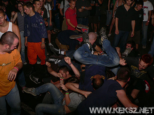 060902-1265-semmi_komoly.jpg