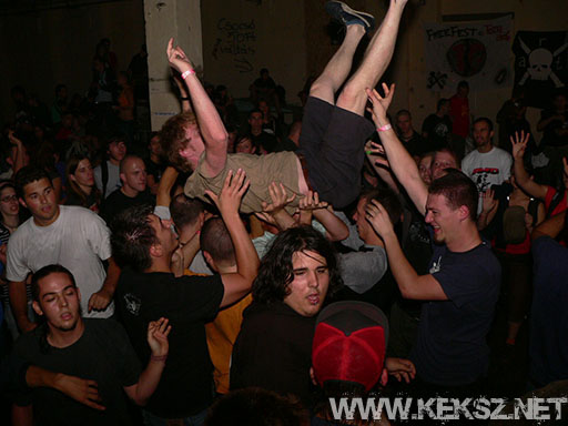 060902-1270-semmi_komoly.jpg