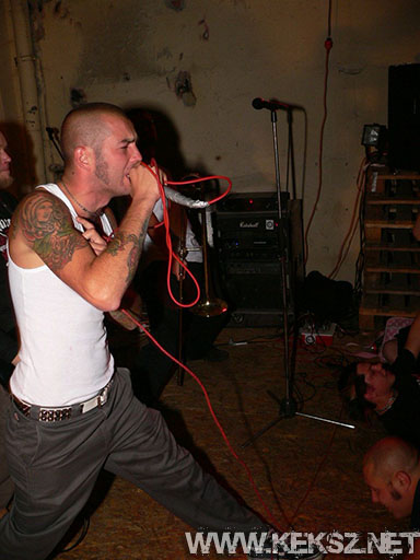 060902-1407-the_buttholes.jpg