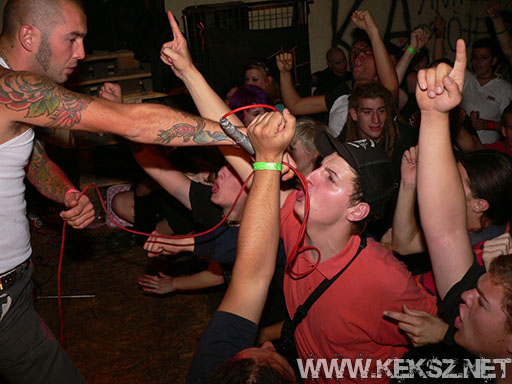 060902-1408-the_buttholes.jpg