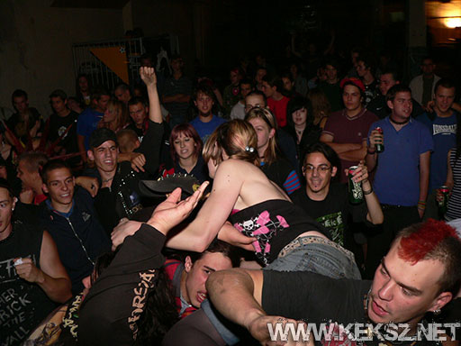 060902-1410-the_buttholes.jpg