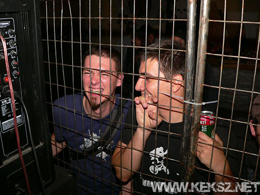 060902-1419-the_buttholes.jpg