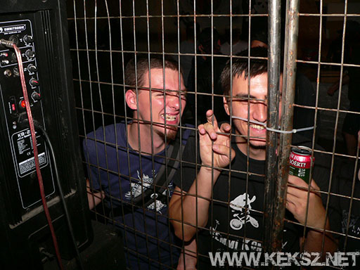 060902-1420-the_buttholes.jpg