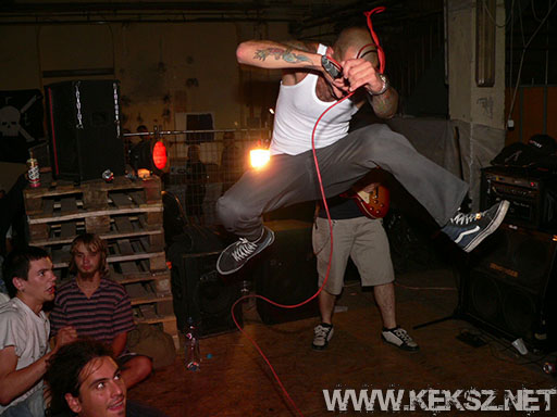 060902-1427-the_buttholes.jpg