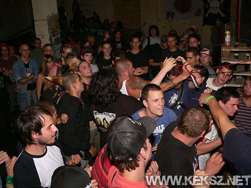 060902-1430-the_buttholes.jpg